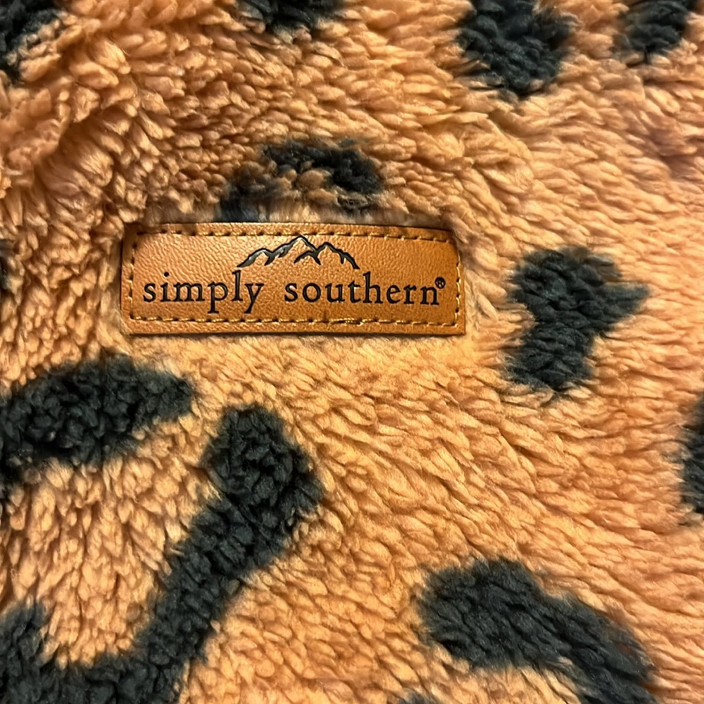 Simply Southern Leopard Sherpa Quarter Zip Pullover XL NWT - Picture 6 of 9
